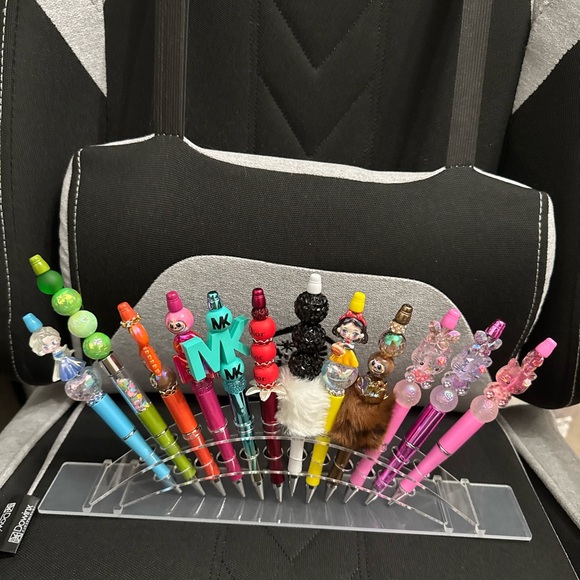 Pen Set - Picture 1 of 1